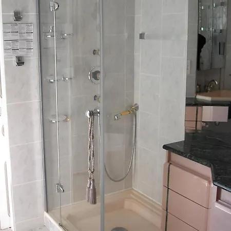 9 Hamman Sauna Piscine Chauffee Poss ヴィラ