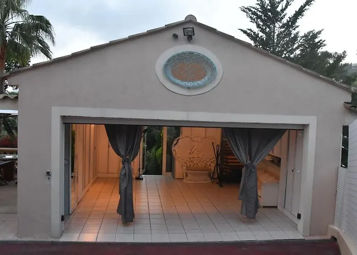 9 Hamman Sauna Piscine Chauffee Poss